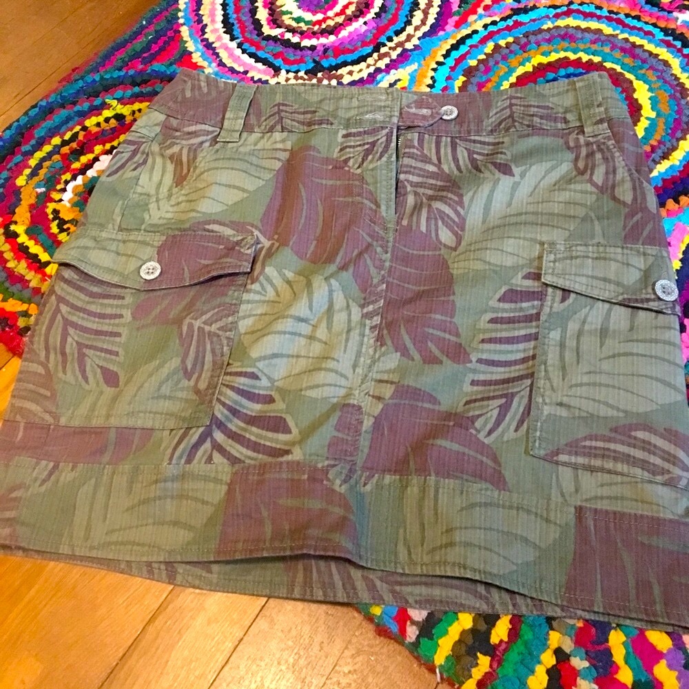 🍀Axcess wild jungle print skirt
